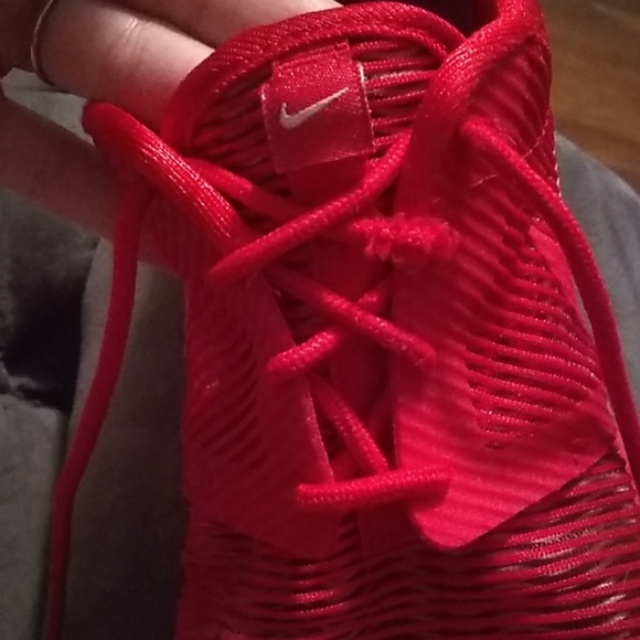 Shoes - Picture 4 of 8